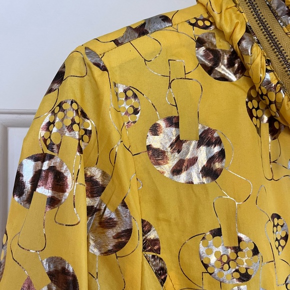VINTAGE Goldleed Metallic Gold Yellow Mushroom Print Windbreaker Size 42 - Picture 5 of 16